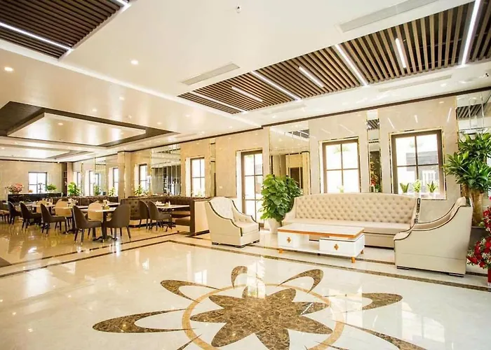 Holiday Hotel Khách sạn